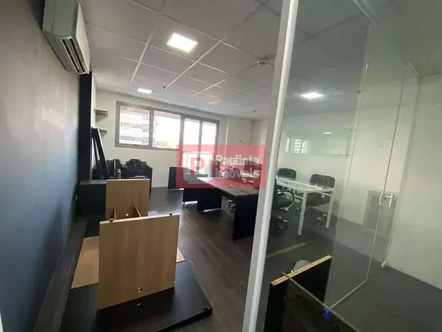 Conjunto comercial à venda, no bairro Santo Amaro em São Paulo