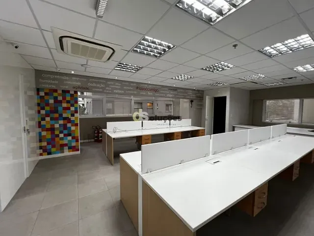 Conjunto comercial à venda ou para alugar, no bairro Itaim Bibi em São Paulo