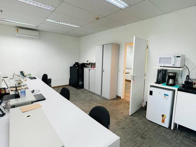 Foto do Conjunto comercial - Conjunto comercial para locação com 75m², 2 vagas na garagem, 100% Mobiliado na Vila São Francisco (Zona Sul), São Paulo-SP | Paulista Imóveis
