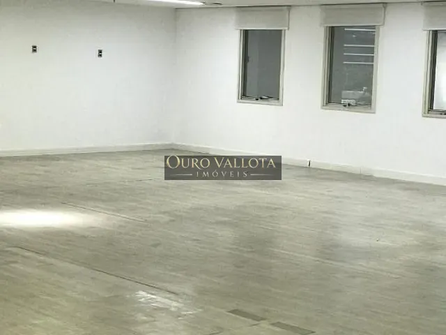 Conjunto comercial com 206m², para alugar, no bairro Vila Olímpia em São Paulo