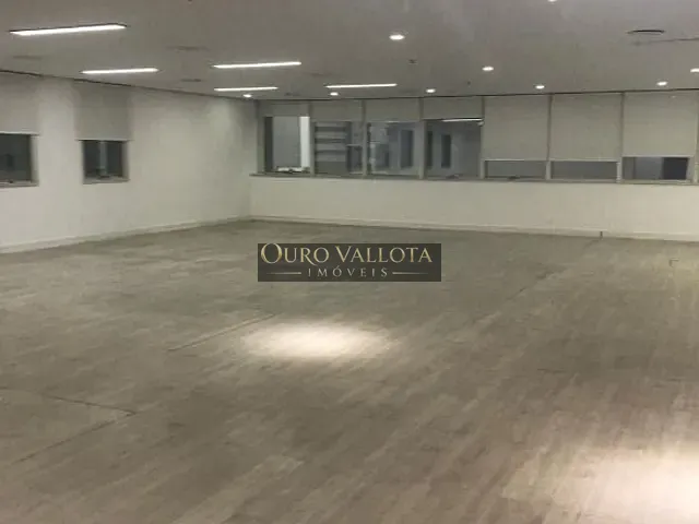 Conjunto comercial com 206m², para alugar, no bairro Vila Olímpia em São Paulo