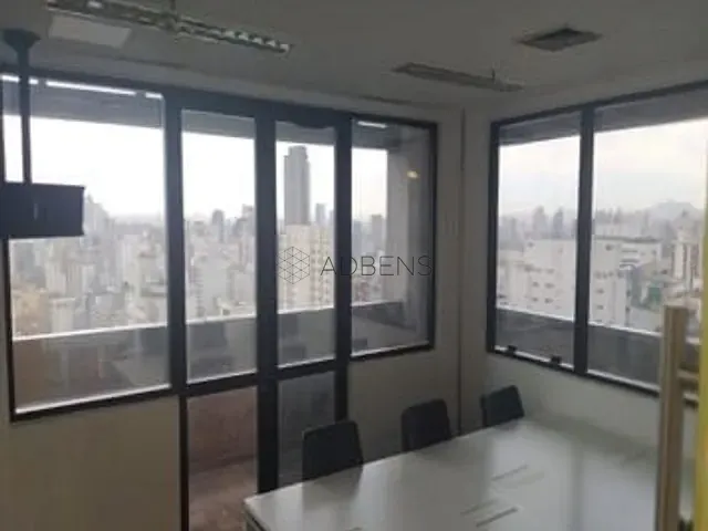 Conjunto comercial com 730m², à venda ou para alugar, no bairro Itaim Bibi em São Paulo