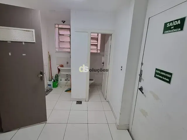 Conjunto comercial à venda, no bairro República em São Paulo