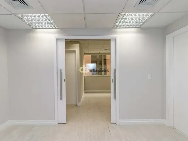 Conjunto comercial para alugar, no bairro Consolação em São Paulo