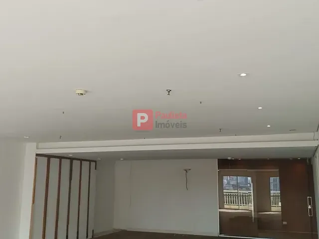 Conjunto comercial para alugar, no bairro Santo Amaro em São Paulo