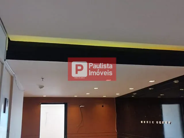 Conjunto comercial para alugar, no bairro Santo Amaro em São Paulo