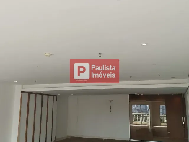 Conjunto comercial para alugar, no bairro Santo Amaro em São Paulo