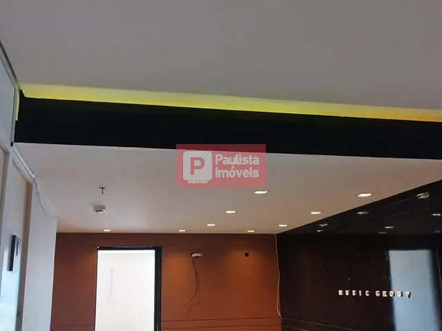 Conjunto comercial para alugar, no bairro Santo Amaro em São Paulo