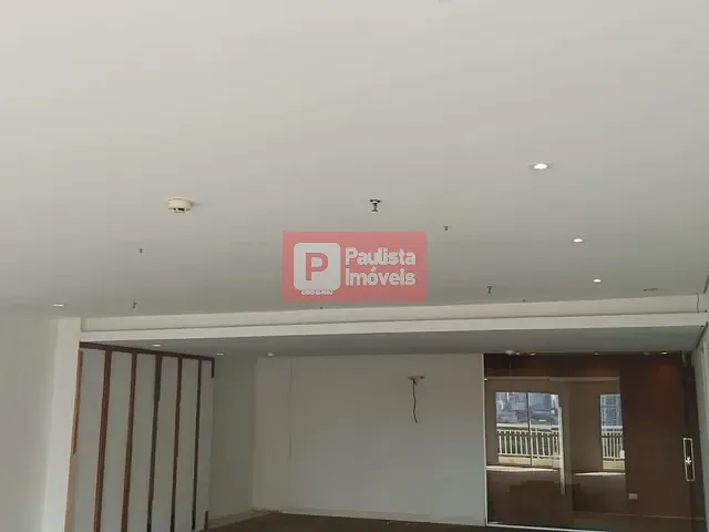 Conjunto comercial para alugar, no bairro Santo Amaro em São Paulo