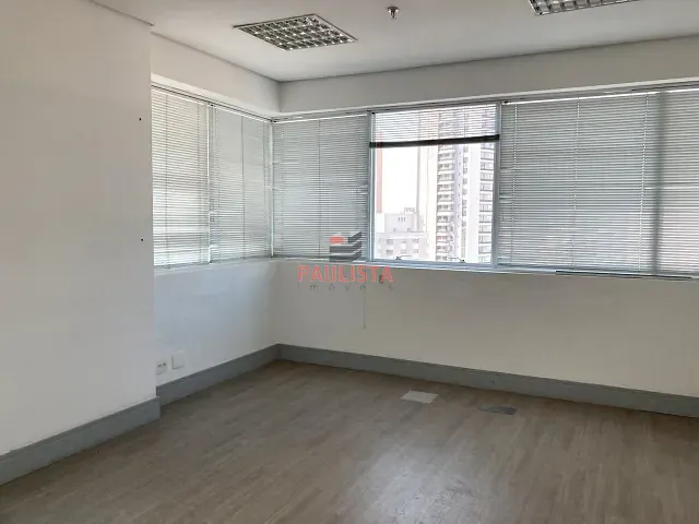 Conjunto comercial para alugar, no bairro Vila Mariana em São Paulo
