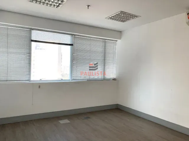 Conjunto comercial para alugar, no bairro Vila Mariana em São Paulo