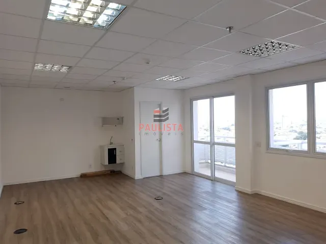 Conjunto comercial para alugar, no bairro Vila Dom Pedro I em São Paulo