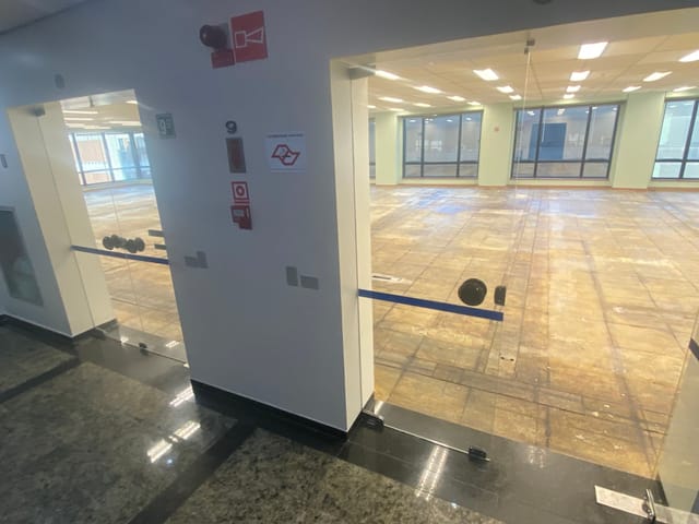 Conjunto comercial com 386m², para alugar, no bairro Cerqueira César em São Paulo