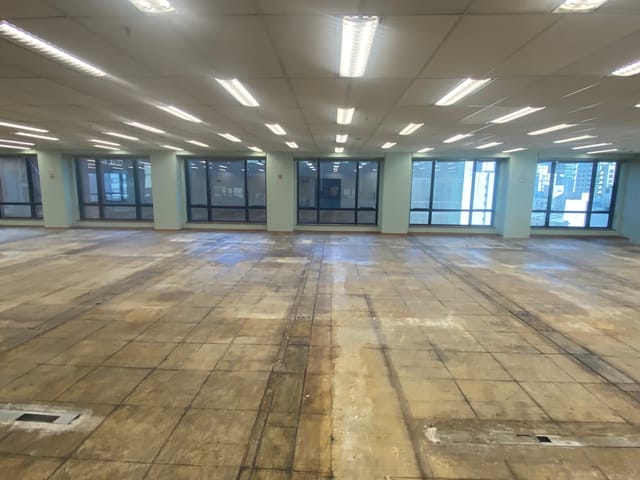 Conjunto comercial com 386m², para alugar, no bairro Cerqueira César em São Paulo