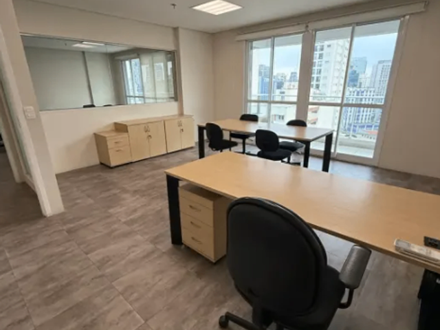 Conjunto comercial com 100m², para alugar, no bairro Pinheiros em São Paulo