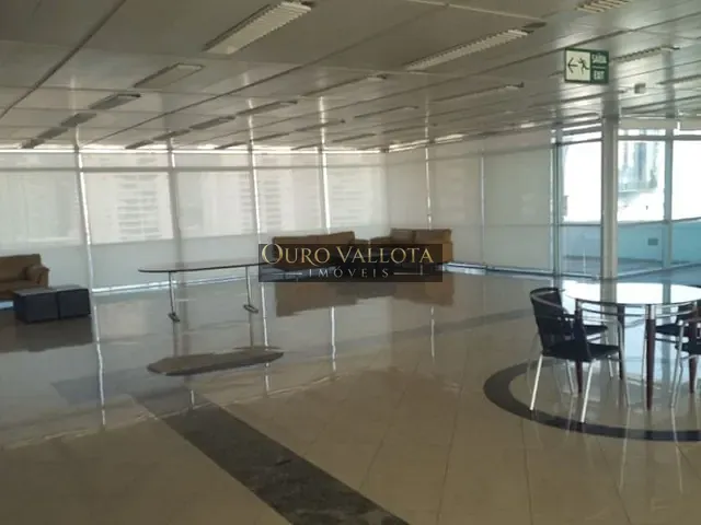 Conjunto comercial com 267m², para alugar, no bairro Brooklin Novo em São Paulo