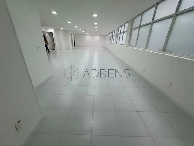 Conjunto comercial à venda ou para alugar, no bairro Bela Vista em São Paulo