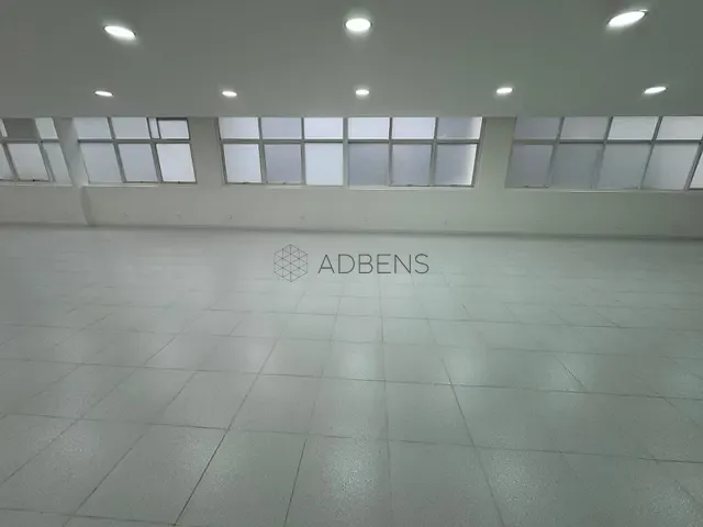 Conjunto comercial à venda ou para alugar, no bairro Bela Vista em São Paulo