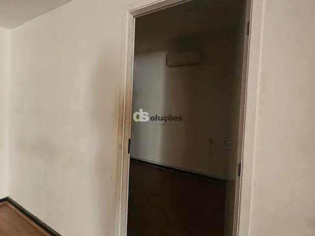 Conjunto comercial à venda, no bairro República em São Paulo