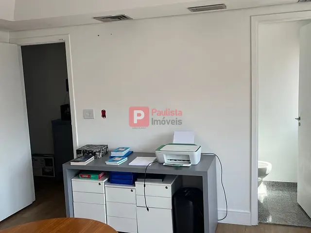 Conjunto comercial à venda, no bairro Vila Nova Conceição em São Paulo