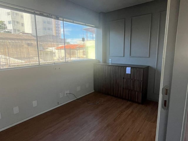 Conjunto comercial com 50m², para alugar, no bairro Cambuci em São Paulo