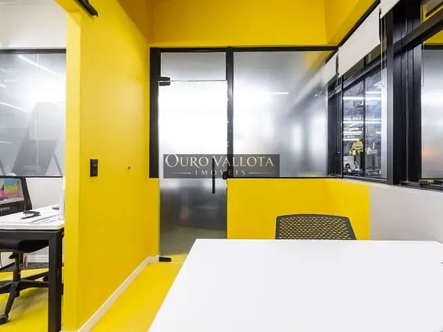 Conjunto comercial com 6600m², à venda, no bairro Vila Gomes Cardim em São Paulo