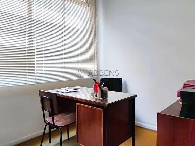 Conjunto comercial à venda ou para alugar, no bairro República em São Paulo