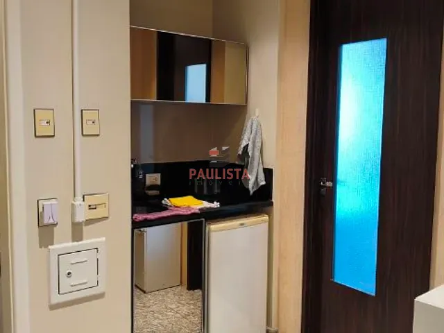 Conjunto comercial com 45m², para alugar, no bairro Mirandópolis em São Paulo
