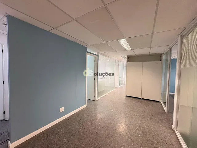 Conjunto comercial para alugar, no bairro Pinheiros em São Paulo