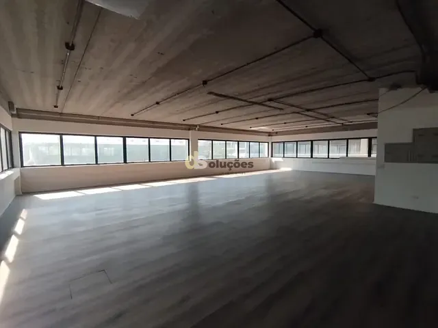 Conjunto comercial para alugar, no bairro Água Branca em São Paulo