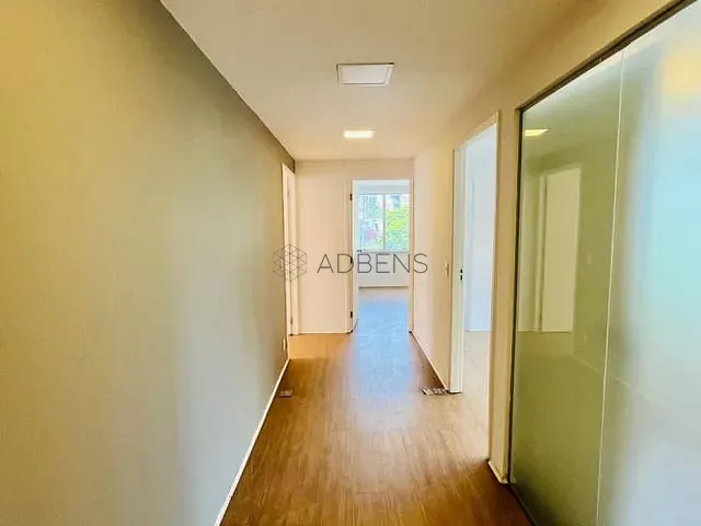 Conjunto comercial para alugar, no bairro Jardim Paulistano em São Paulo