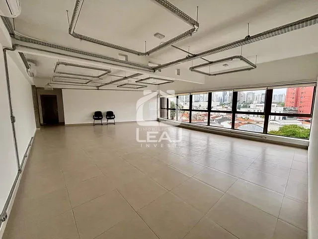 Conjunto comercial com 94m², à venda ou para alugar, no bairro Chácara Santo Antônio (Zona Sul) em São Paulo