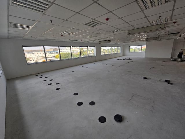 Conjunto comercial com 241m², para alugar, no bairro Vila Congonhas em São Paulo