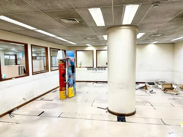 Conjunto comercial à venda ou para alugar, no bairro República em São Paulo