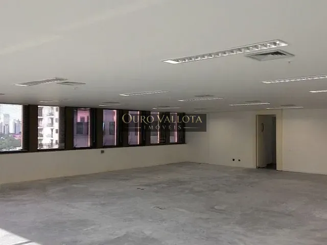 Conjunto comercial com 206m², para alugar, no bairro Brooklin em São Paulo