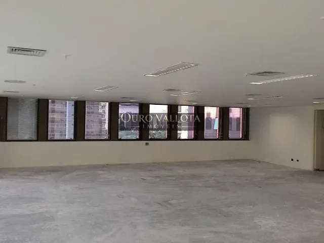 Conjunto comercial com 206m², para alugar, no bairro Brooklin em São Paulo