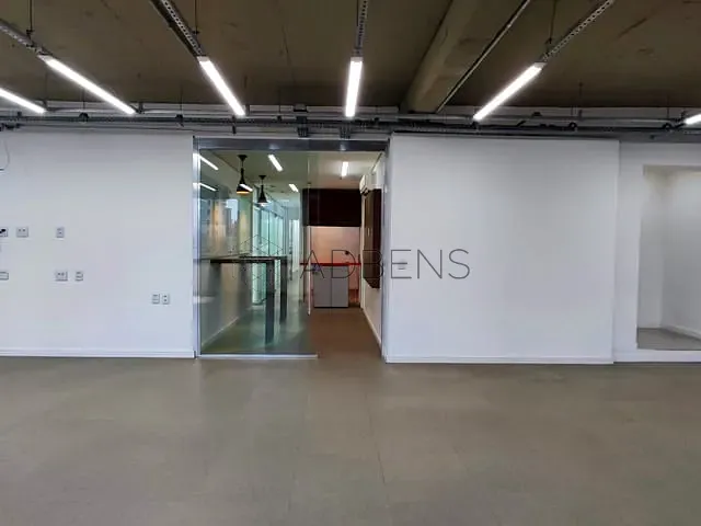 Conjunto comercial para alugar, no bairro Itaim Bibi em São Paulo