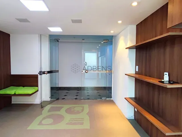 Conjunto comercial para alugar, no bairro Itaim Bibi em São Paulo