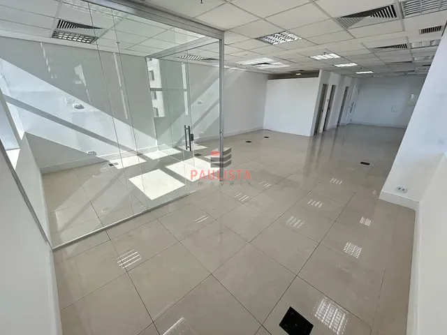 Conjunto comercial para alugar, no bairro Bela Vista em São Paulo