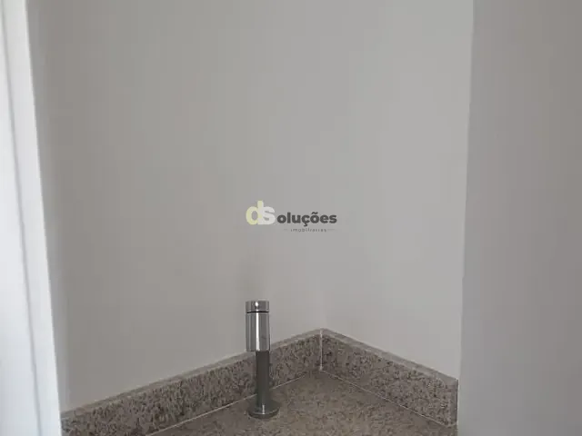 Conjunto comercial à venda ou para alugar, no bairro Higienópolis em São Paulo