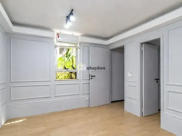 Conjunto comercial à venda ou para alugar, no bairro Consolação em São Paulo
