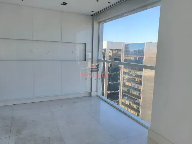 Conjunto comercial para alugar, no bairro Vila Olímpia em São Paulo
