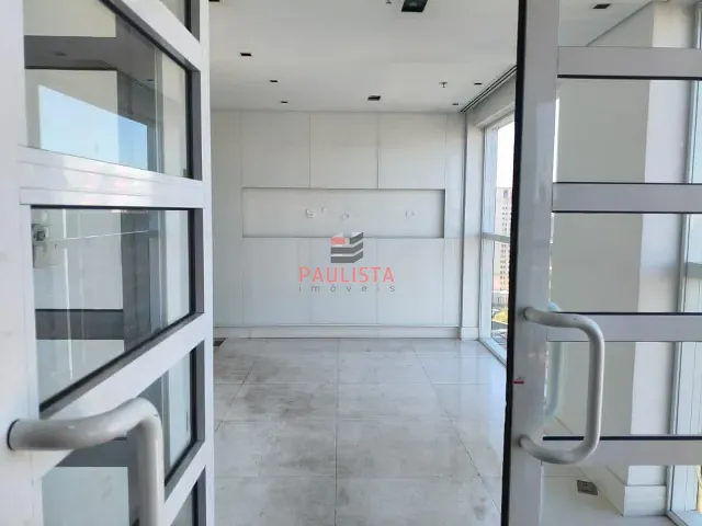 Conjunto comercial para alugar, no bairro Vila Olímpia em São Paulo