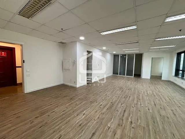 Conjunto comercial com 100m², para alugar, no bairro Vila Olímpia em São Paulo