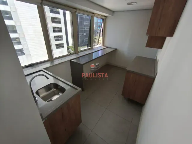 Conjunto comercial para alugar, no bairro Vila Olímpia em São Paulo