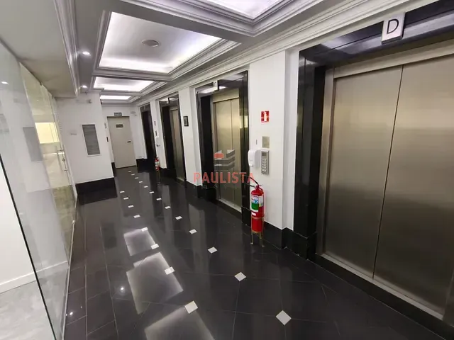 Conjunto comercial para alugar, no bairro Vila Olímpia em São Paulo