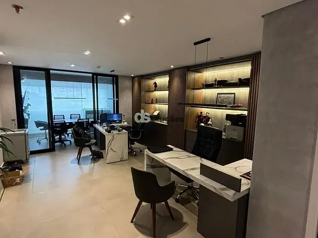 Conjunto comercial à venda, no bairro Santana em São Paulo