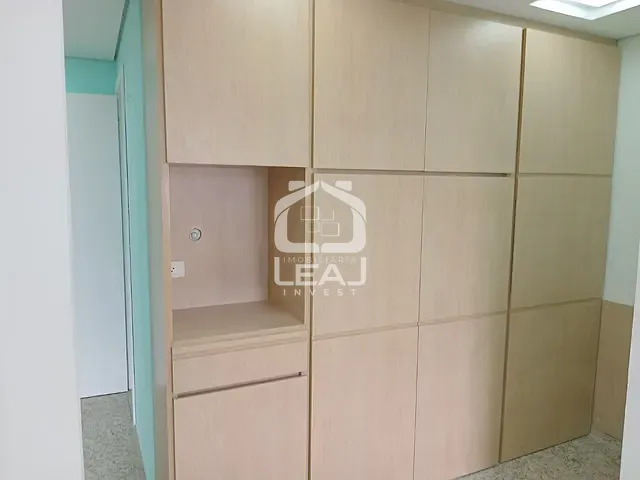 Conjunto comercial com 50m², à venda ou para alugar, no bairro Vila Olímpia em São Paulo