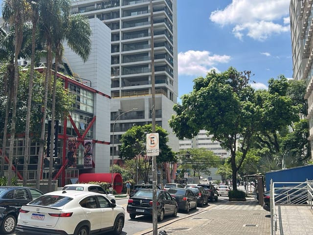 Conjunto comercial com 200m², para alugar, no bairro Consolação em São Paulo