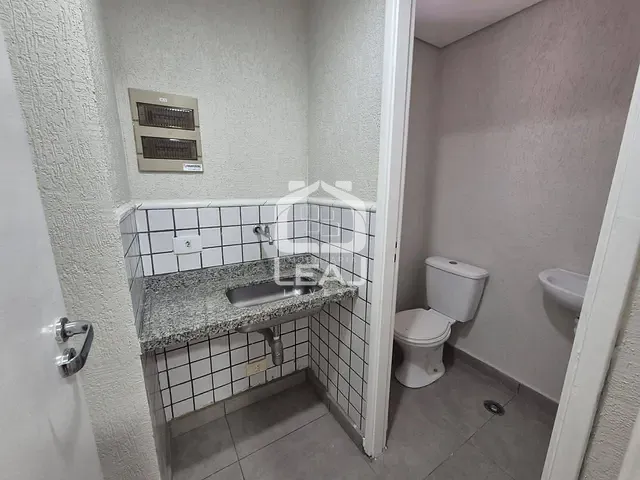 Conjunto comercial com 40m², para alugar, no bairro Brooklin Paulista em São Paulo